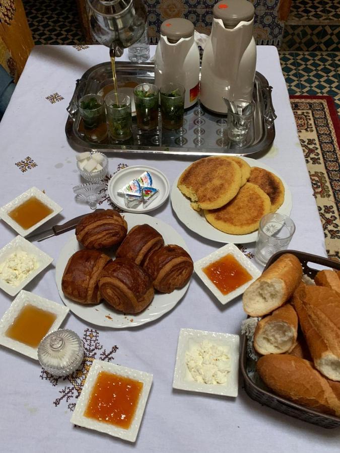 לינה וארוחת בוקר פס Dar Najia מראה חיצוני תמונה